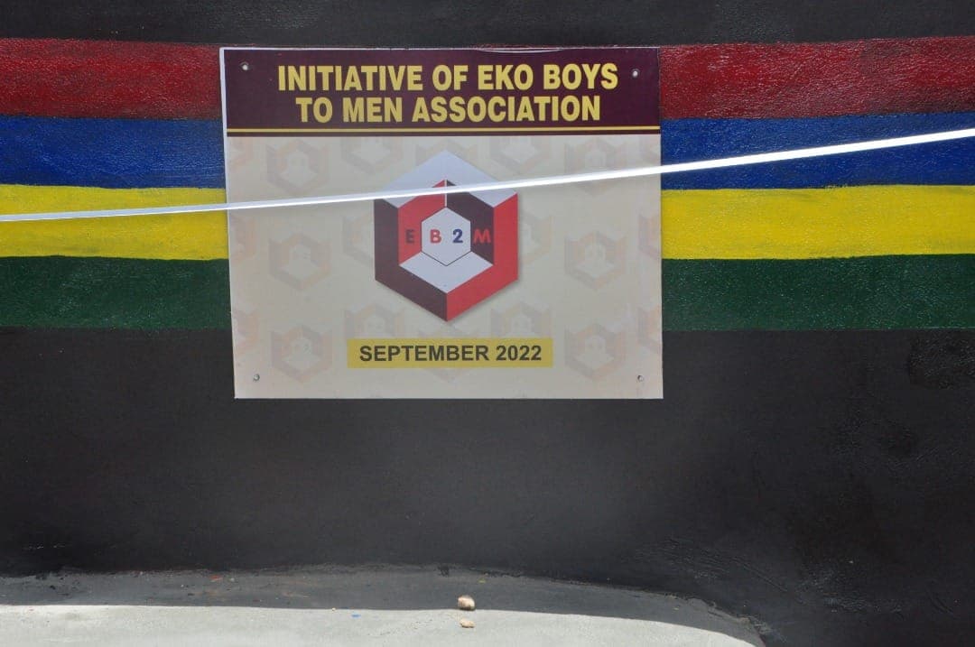 Members of EkoBoys2Men at the donation ceremony